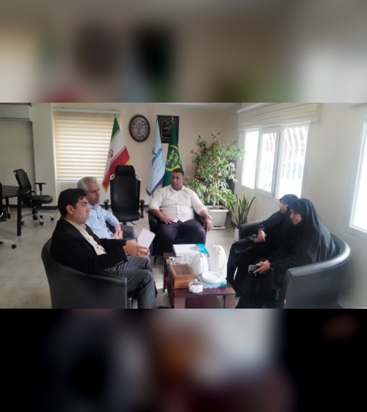 نشست مشترک مرکز تحقیقات جنوب کرمان و اداره آب و فاضلاب جیرفت