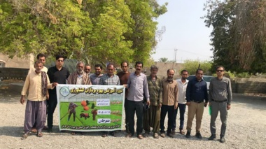 دوره آموزشی و ترویجی مدیریت کنترل آفت مگس میوه مدیترانه ای در حوزه شهرستان منوجان
