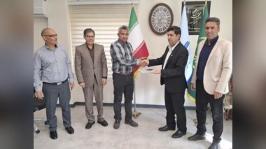 امضای تفاهم‌نامه پژوهشی میان مرکز تحقیقات و آموزش کشاورزی جنوب کرمان و سازمان موقوفات یزد
