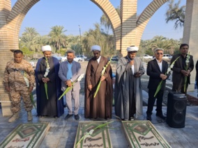 غبارروبی و عطرافشانی مزار مطهر شهدا شهر علی آباد