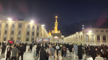 شرکت اعضای شورای فرهنگی مرکز در مراسم تشییع و تدفین پیکر قائد شهید امت در مشهد مقدس