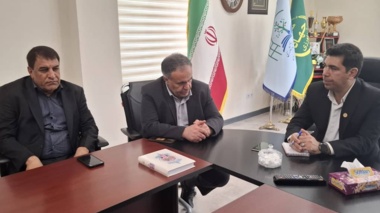 دیدار مدیرعامل شرکت کشت و صنعت جیرفت با سرپرست مرکز تحقیقات و آموزش کشاورزی جنوب کرمان