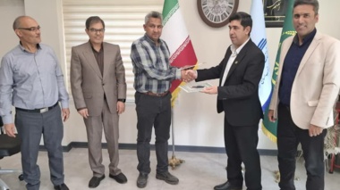 امضای تفاهم‌نامه پژوهشی میان مرکز تحقیقات و آموزش کشاورزی جنوب کرمان و سازمان موقوفات یزد